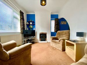 Lounge- click for photo gallery